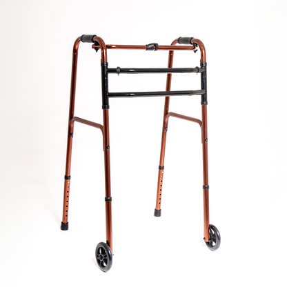Andador ortopédico de alumínio com rodas dobravel e articulado