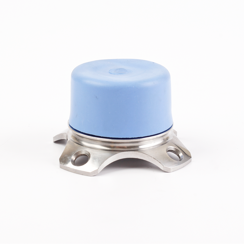 Conector 4 garras piramide aço