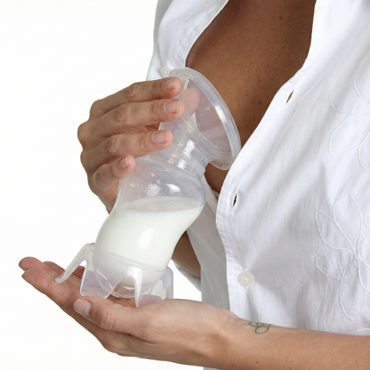 Bomba manual tira leite materno